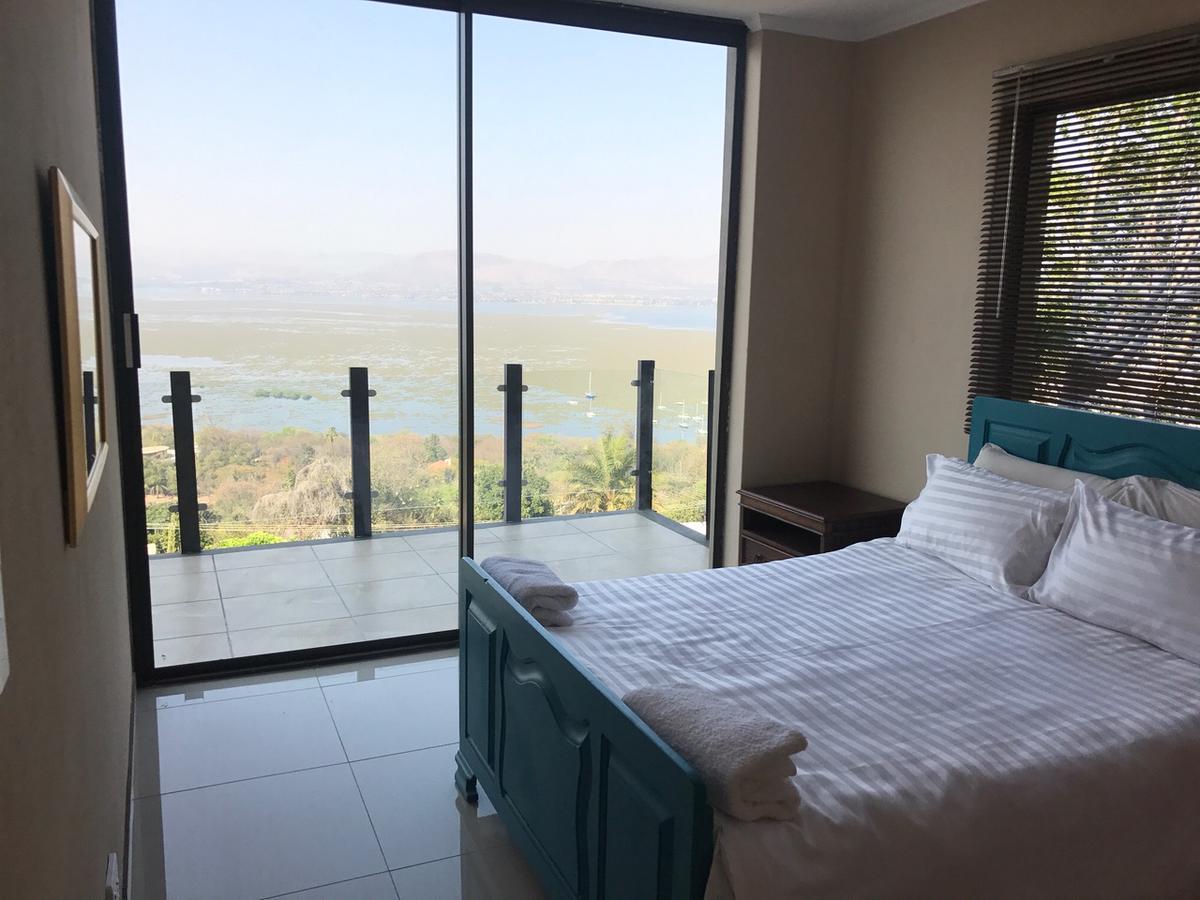 Thatch View Hartbeespoort Ngoại thất bức ảnh