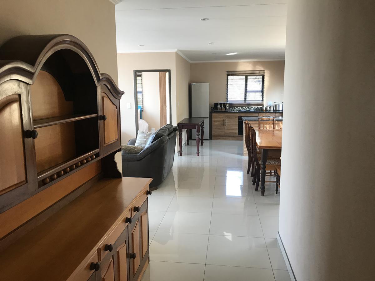 Thatch View Hartbeespoort Ngoại thất bức ảnh